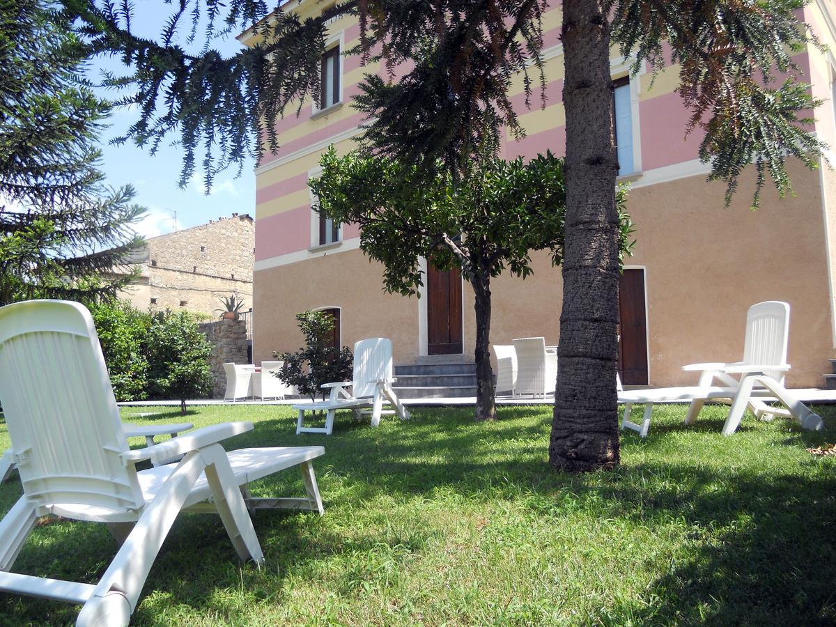 Villa Vincenza วัลโล เดลลา ลูคาเนีย ภายนอก รูปภาพ