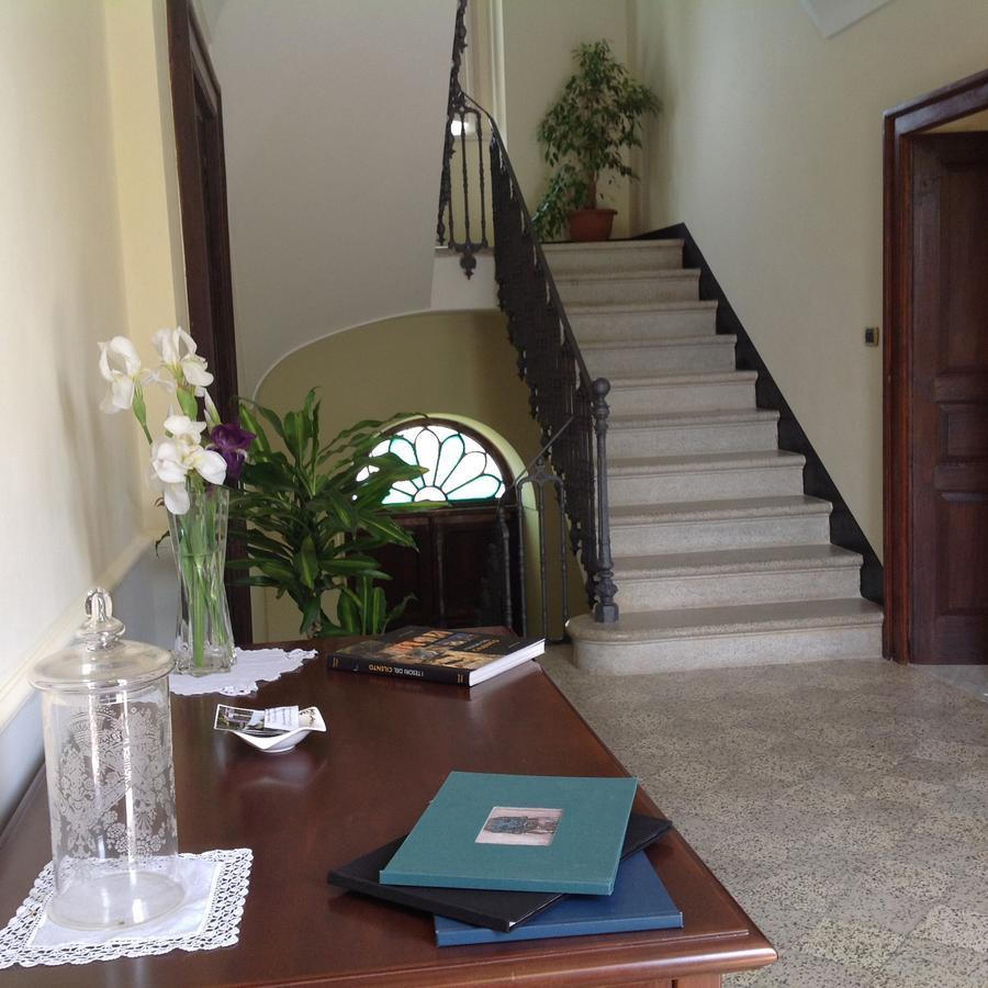 Villa Vincenza วัลโล เดลลา ลูคาเนีย ภายนอก รูปภาพ