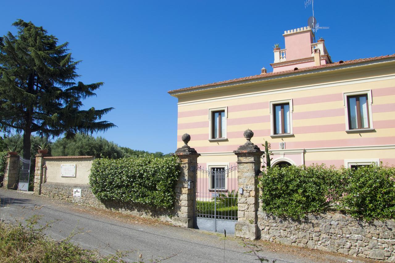 Villa Vincenza วัลโล เดลลา ลูคาเนีย ภายนอก รูปภาพ